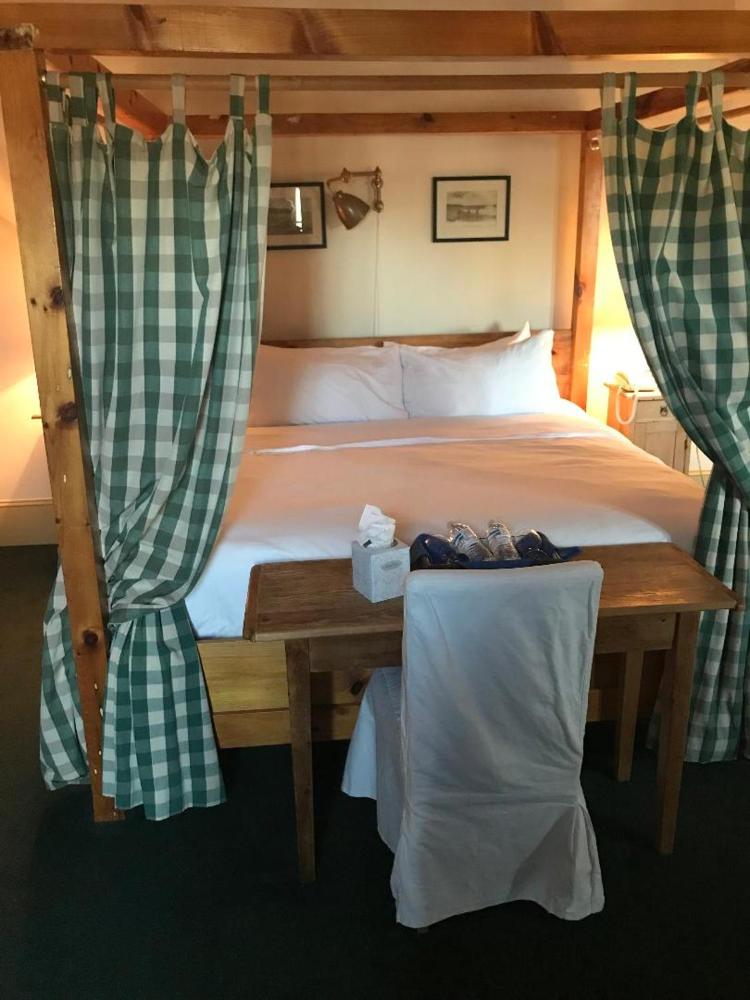 King Room interior